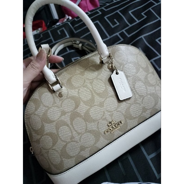 ส่งต่อกระเป๋า Coach รุ่นโดมมินิ F27583ของแท้100%