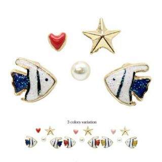 Cartoon fish earring set (มีสามสี)