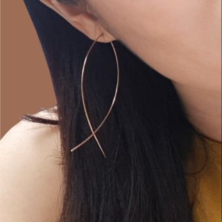 🔥🔥Modern fish earring เรียบง่ายใส่ได้ทุกลุค