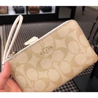 พร้อมส่ง แท้ 🇺🇸💯% New Coach กระเป๋าคล้องมือ 2 ซิป S DOUBLE CORNER ZIP WRISTLET IN SIGNATURE CANVAS F87591 CHALK