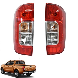 ไฟท้าย NISSAN NP300 ไฟท้ายทั้งดวง NAVARA NP300 ปี 2015 - 2018 รวมปลั๊ก ตรงรุ่นใส่ได้ 4 ประตู และ แค๊ป 1 คู่