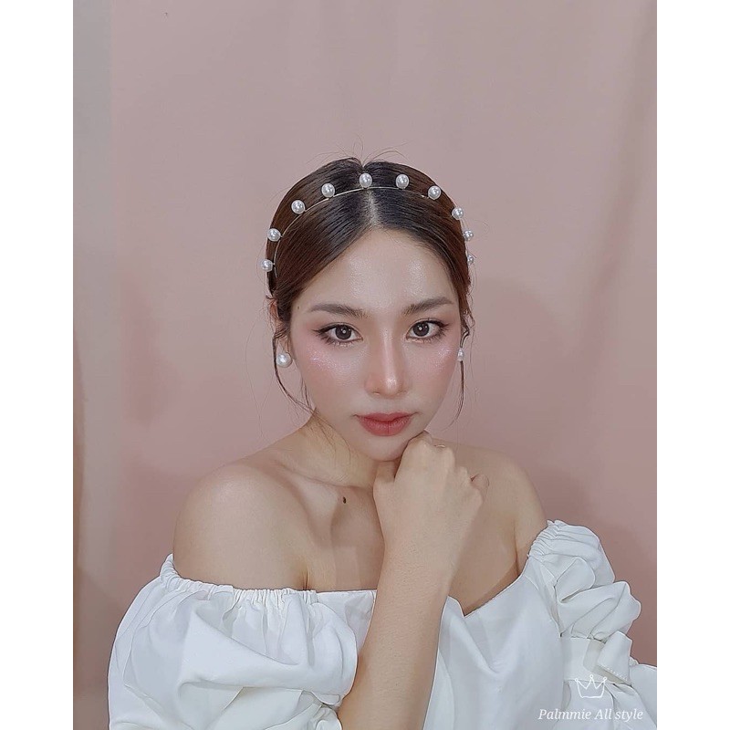ที่คาดผมประดับมุก เม็ดเล็กๆ วางเป็นจุดๆ ใส่แล้วดูแพงมากค้า น่ารัก​ สไตล์ลูกคุณหนู​