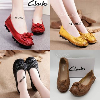 Clarks new pita woman yc-2022 รองเท้าหนังวัวแท้ ส้นแบน สําหรับผู้หญิง