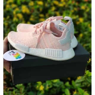 🌸พร้อมส่ง🌸 NMD R1 wool pink sakura