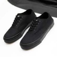 รองเท้า Johnson Astro Allblack Low Original สีดํา | รองเท้า Jhonson