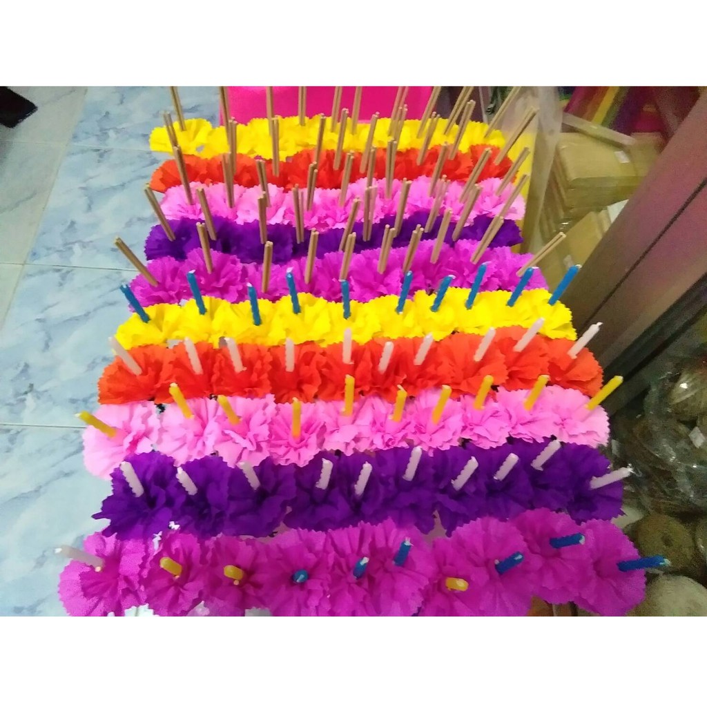 ดอกไม้ ธูปเทียน ลอยกระทง