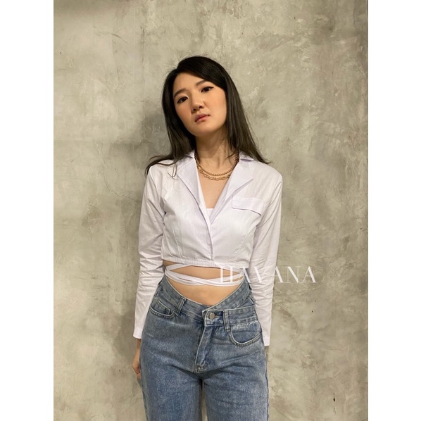 KAMEJA DAPHNE สีขาวท็อป | เสื้อแขนยาว เสื้อครอป | เสื้อครอปเชิ้ต | Blouse สําหรับผู้หญิงสไตล์เกาหลี 