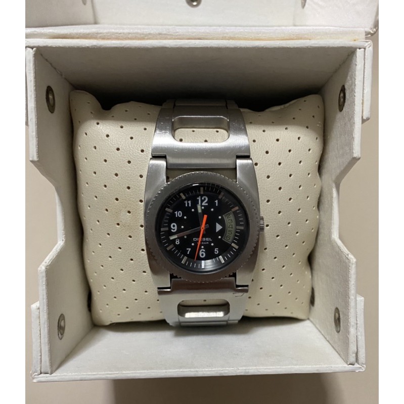 นาฬิกาข้อมือสายเหล็กชาย-หญิง แบรนด์ DIESEL ของแท้จากช้อป(ของแม่ค้าเองค่ะ)