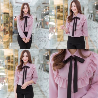เสื้อแขนยาวโบว์ดำแต่งระบายช่วงอก