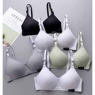 สินค้าพร้อมส่งจากไทย💥LoveIs Bra💥 (N587) เสื้อใน ไร้โครงทรงสวย  3 ตะขอหลัง เสริมฟองน้ำในตัว