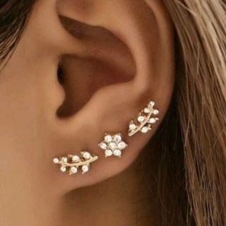 E05 : Flower Rhinestone Earings (2 Pairs) ตุ้มหูทองรูปดอกไม้ปักเพชร 2 คู่