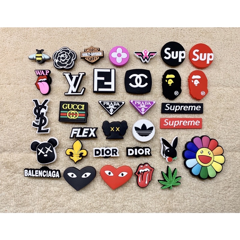 JBB 🌀🔆🌈ตัวติดรองเท้ามีรู” กอมมี่ ” 👠🌈shoe Charm “Comme ” งานที่คุณคู่ควร บอกเลยมันเริ่ดดดด inter