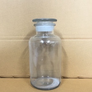 ขวดใส่สาร สีขาวขุ่นปากกว้างจุกแก้ว Reagent bottle ขวดแก้ว 30ml 60ml 125ml 250mlของจีน สภาพสินค้าไม่ค