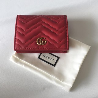 GUCCI GG Marmont card case wallet made in Italy ใบสั้น สีแดง อะไหล่ทอง รุ่นใหม่ 2020 อุปกรณ์ครบ ของแท้ มือ1