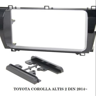 หน้ากากวิทยุToyota COROLLA ALTISปี2014-2016สำหรับเปลี่ยนเครื่องเล่น2DIN 7"-20cm.(มี3สี)