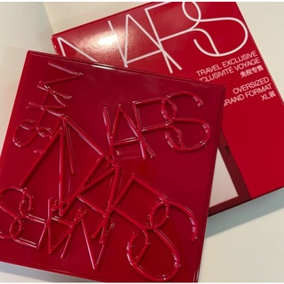 Nars streamer beauty skin แป้งเค้กน้ําผึ้ง ควบคุมความมัน ติดทนนาน 16 กรัม สีแดง