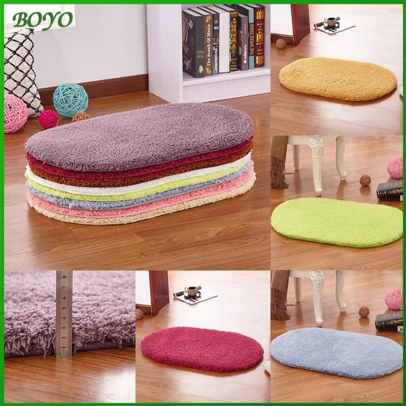 พรมเช็ดเท้าทรงรี ทำจากผ้ากำมะหยี่นุ่ม ขนาด 60 x 40 ซม. นุ่มมาก มีแผ่นกันลื่นด้านหลัง มีให้เลือก 4 สี
