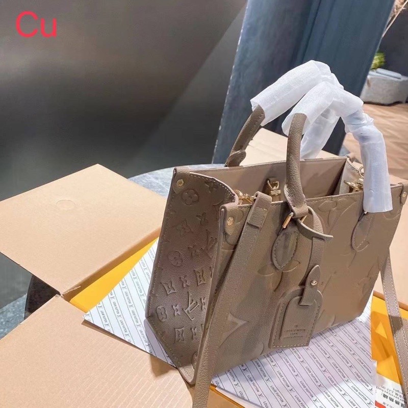 [The.OiL] พร้อมส่งจ้า กระเป๋าสะพายข้างได้ถือได้ Size 11” นิ้วงานสวยมากแม่
