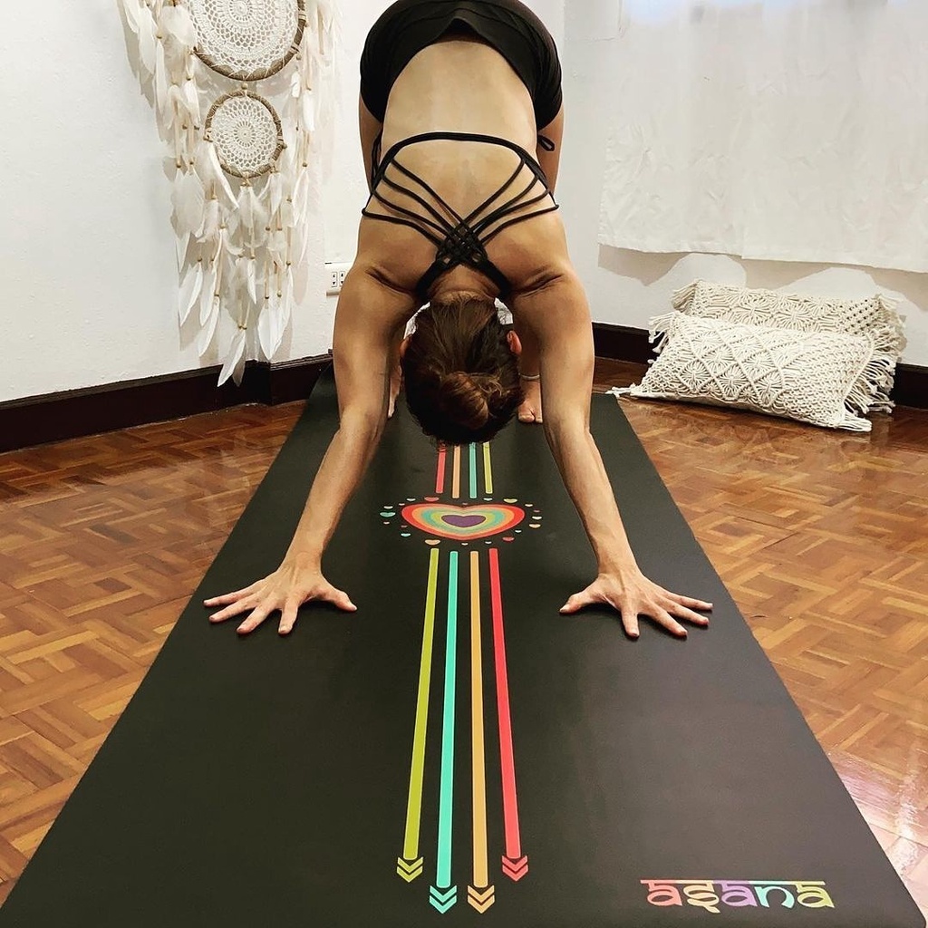 ASANA HEART NON-SLIP YOGA MAT 5mm - เสื่อโยคะกันลื่น หนึบทั้งตอนมือแห้งและมีเหงื่อ ( ส่งฟรี )