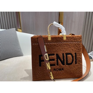 ⚠ Size. Fendi Tottenham Lambs Wool � � Special Gentle Lovely This Qiu Dong From Fingertips To Warm