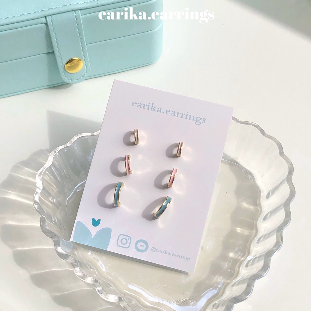 (กรอกโค้ด C3Q6K ลด 65.-) earika.earrings - candy pic hoop set เซ็ตต่างหูทรงครึ่งห่วงก้านเงินแท้ คนแพ้ง่ายใส่ได้