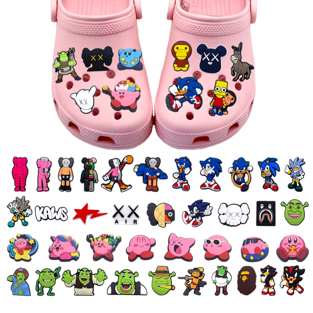 รองเท้าแตะ Crocs Jibbitz ลายการ์ตูนหมี Kirby Shrek Sonic น่ารัก ถอดออกได้ เครื่องประดับ สําหรับเด็ก