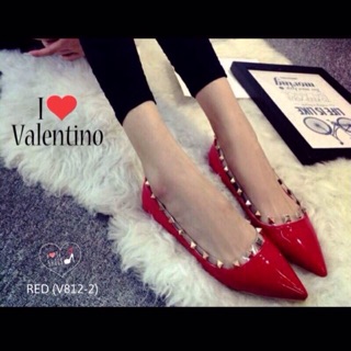 มาเพิ่มแว้ววววจร้าพร้อมส่งแบบขายดี๊ดี งานรีพีท!!! รองเท้าคัชชู STYLE VALENTINO ที่เห็นแล้ว Like เลย