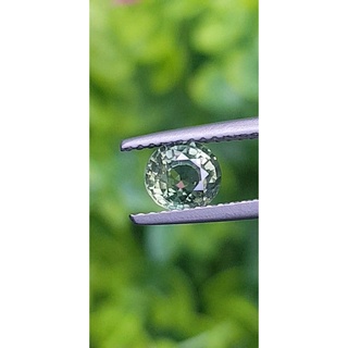 พลอย เขียวส่อง Green Sapphire 1.03 กะรัต (Cts.) ดิบ (Unheated) พลอยแท้ อัญมณีมงคลประจําวันเกิด