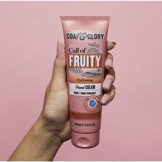 Soap &amp; Glory โซพ แอนด์ กลอรี่ คอล ออฟ ฟรุ๊ตตี้ แฮนด์ ฟู๊ด ไฮเดรติ้ง แฮนด์ ครีม 125 มล.