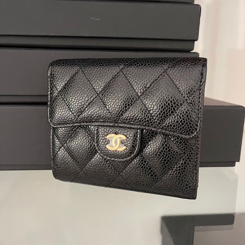 New Chanel Trifold Wallet Holo 32
