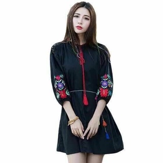 เดรสโบฮีเมียน แขนปักลายดอกไม้🌺🌸