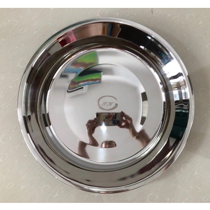 ถาดสแตนเลส ถาดเสริฟ ถาดใส่อาหาร (สแตนเลสเกรด304ไม่ขึ้นสนิม)(หนามาก ทรงลึก)ขนาด 30/32/34/36/38 ซม.(ตราTK) - รูปที่ 4