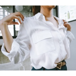 เสื้อเชิ้ต เสื้อเชิต กระเป๋าคู่ เนื้อผ้าดีมาก ใส่สวย แนว over size