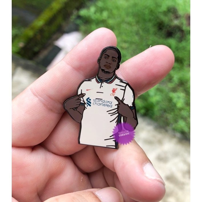 Liverpool เข็มกลัดโคนาเต้.(Ibrahima Konate.)