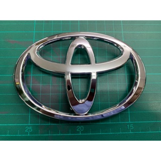 ตราหน้า กระจัง Toyota D4D