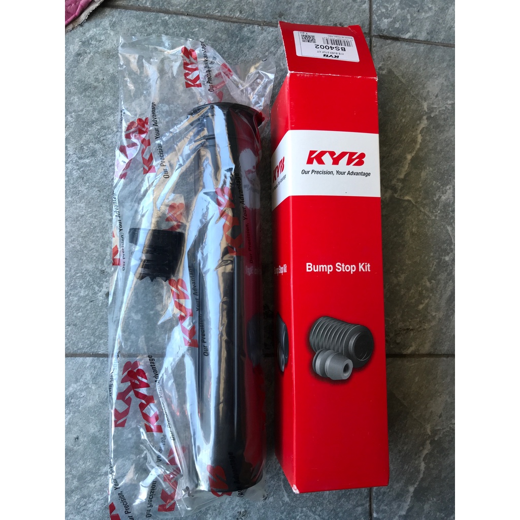 🔥ลดเพิ่ม 25 บาทใส่โค้ด WEE752XS🔥 KYB กันฝุ่นโช้คอัพหลัง Toyota Vios ปี07-2018 NCP90-93 NCP150-152 จำ