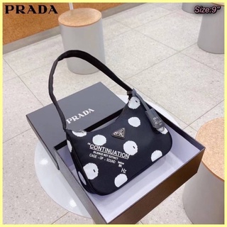 กระเป๋าถือ Prada รุ่นใหม่ล่าสุด พร้อมกล่อง