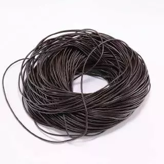 ST.KUNKKA 2-5M เชือกหนังวัวแท้ สำหรับทำเครื่องประดับ ขนาด 1- 6 มม. 3 สีสายเชือกหนังวัว ทรงกลม ขนาด