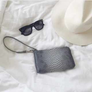 Wristle purse กระเป๋าตังค์ ห้อยข้อมือได้
