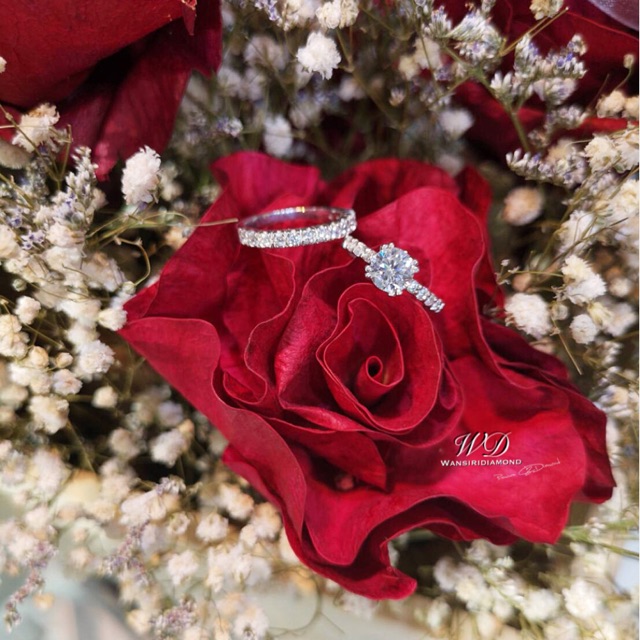 💍แหวนเพชรแถว - เพชรชู (แจ้งไซส์ทางแชท) เพชรสังเคราะห์เหลี่ยม H&A โรงงานทำเพชรแท้นำเข้าเพชรเอง 📍ประมาณ2วันจัดส่งได้เลยค่ะ