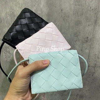 sale Bottega Veneta card case with strap pastel ครอสได้ โบเตก้า เวเนต้า สีพาสเทล ฟ้า ชมพู ดำ น่ารักมาก ของแท้ ส่งฟรี EMS