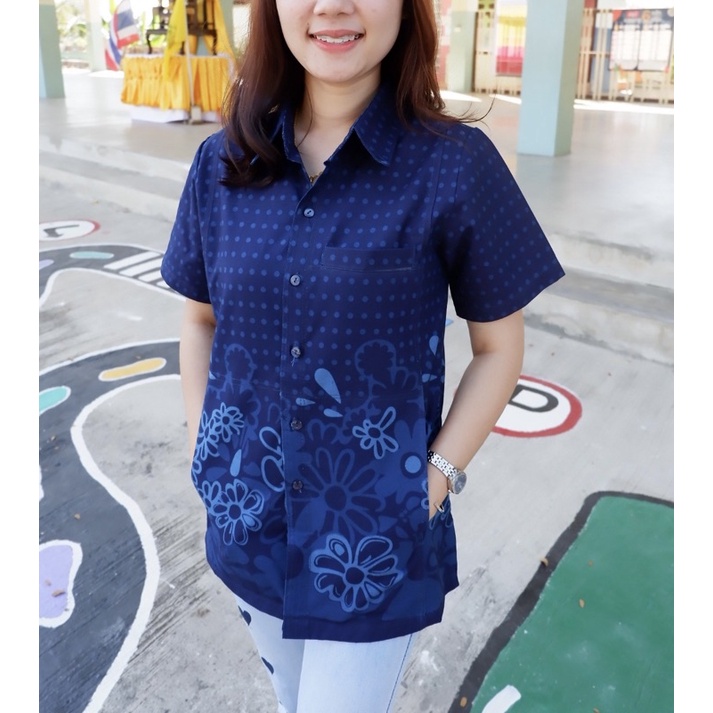 เสื้อหม้อฮ่อมทางซาฟารีผู้หญิงอก36-48" ลายใหม่ ใส่ได้ทุกเทศกาล ทรงเข้ารูป งานตัดเย็บดี