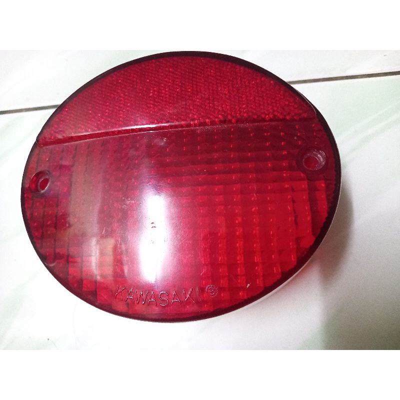 เลนส์ไฟท้าย Kawasaki KE100 KE125 KE175