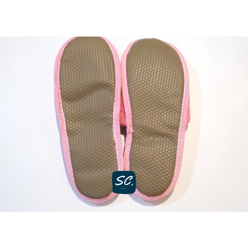 รองเท้าใช้ในบ้าน รองเท้าสลิปเปอร์ ฟรีไซส์ ราคาถูก by SC.shopping