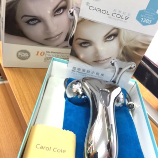 Carol Cole Facial Toning Device ลูกกลิ้งนวดหน้าแพลตตินั่ม