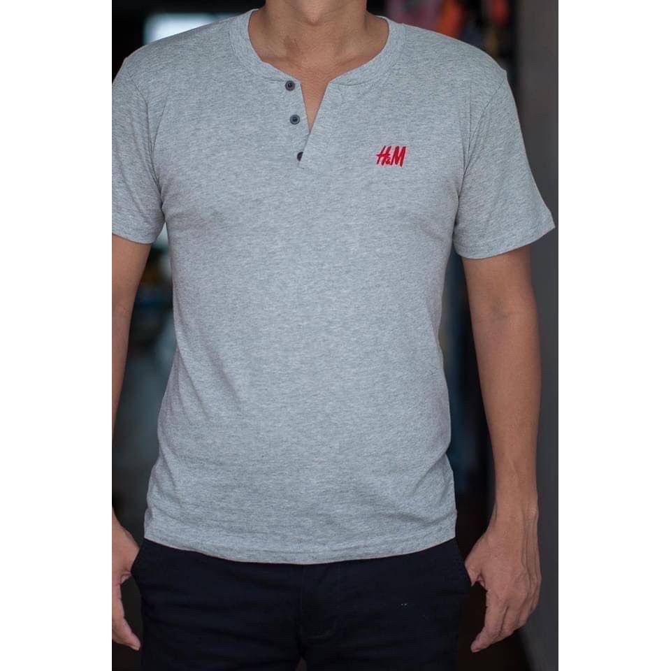 T-shirts 99 บาท ✅ H&M-เสื้อยืด คอกระดุม ใส่สบาย มีหลายสี Women Clothes