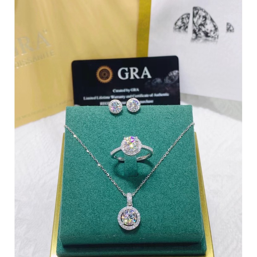 [พร้อมใบรับรอง GRA] 1 กะรัต Moissanite แหวนสร้อยคอต่างหู S925 เงินสเตอร์ลิง Moissanite ชุดเครื่องประดับ