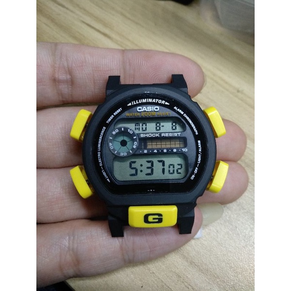Casio G Shock anak katak limited edition,dw9052 dw9000, kuning ทุกปุ่ม, สภาพสวยมาก (ใช้แล้ว)
