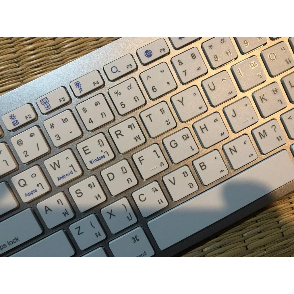 คีย์บอร์ดบลูทูธไร้สาย Bluetooth keyboard wireless Ultra Slim รุ่น bk3001 แป้นพิมพ์ภาษาไทย/อังฤกษ.