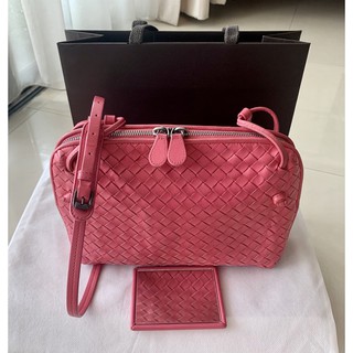 BOTTEGA VENETA Nodini Pink cross body แท้